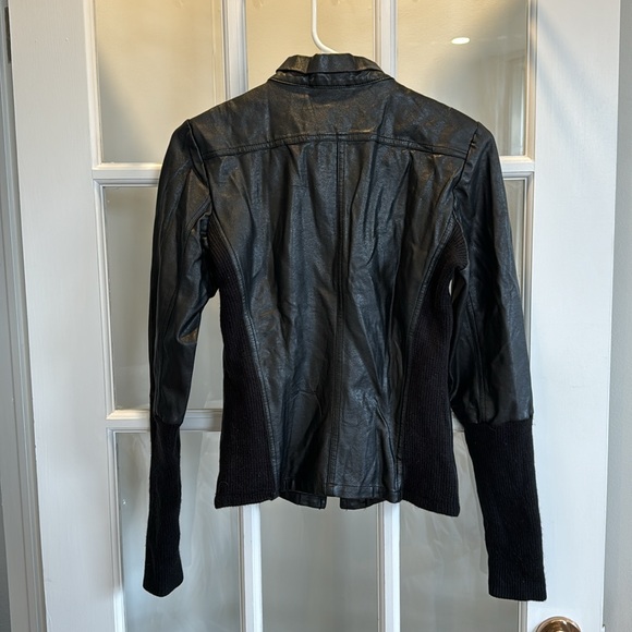 Beautiful Kosmika jacket - 89$ - Picture 3 of 3